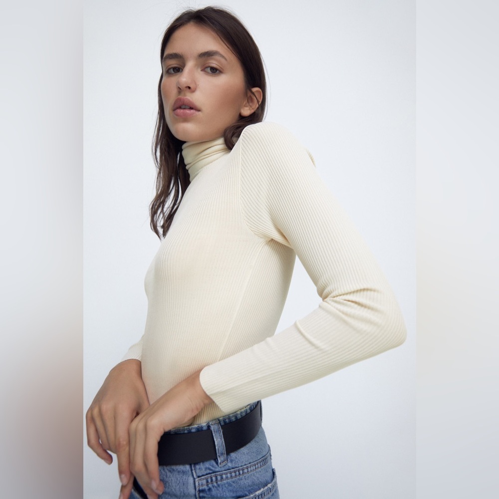 ZARA Ecru Extra Fine Ribbed Knit Turtleneck Sweater
